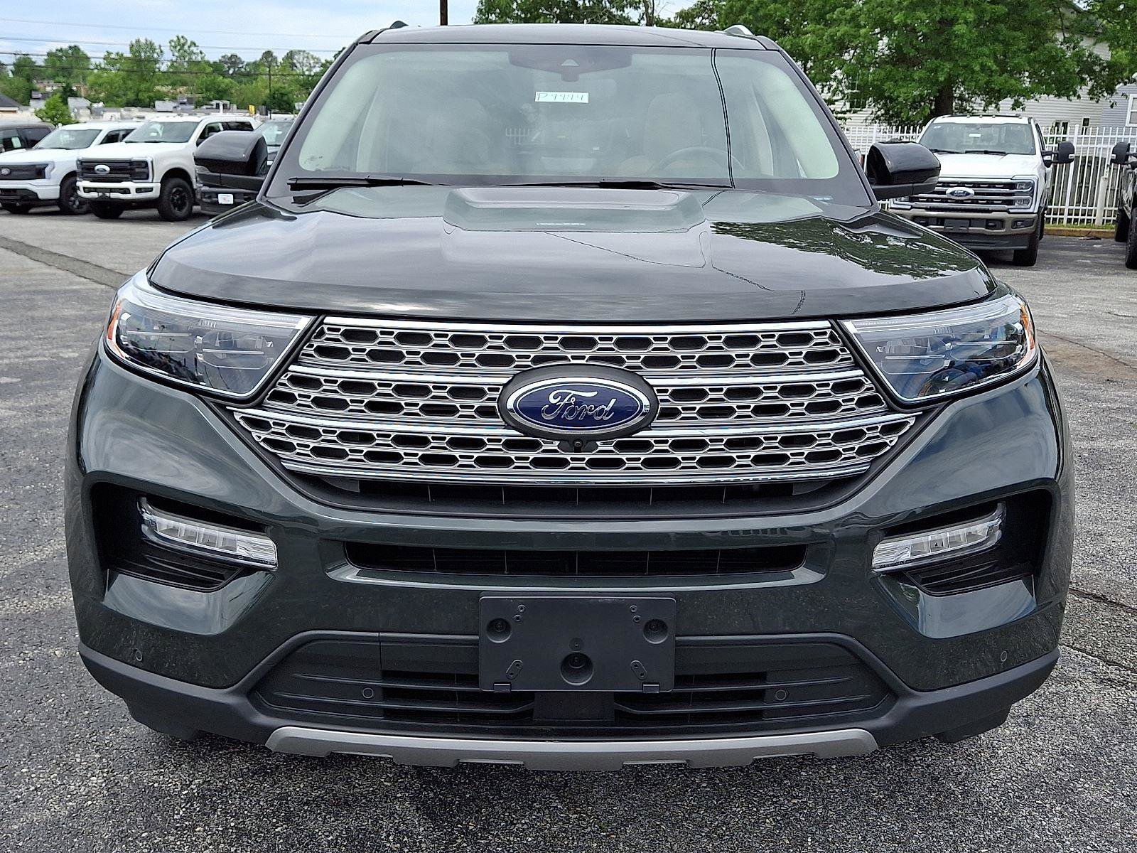 Certified 2023 Ford Explorer Limited w/ Limited Technology Package AWD/4WD image 2
