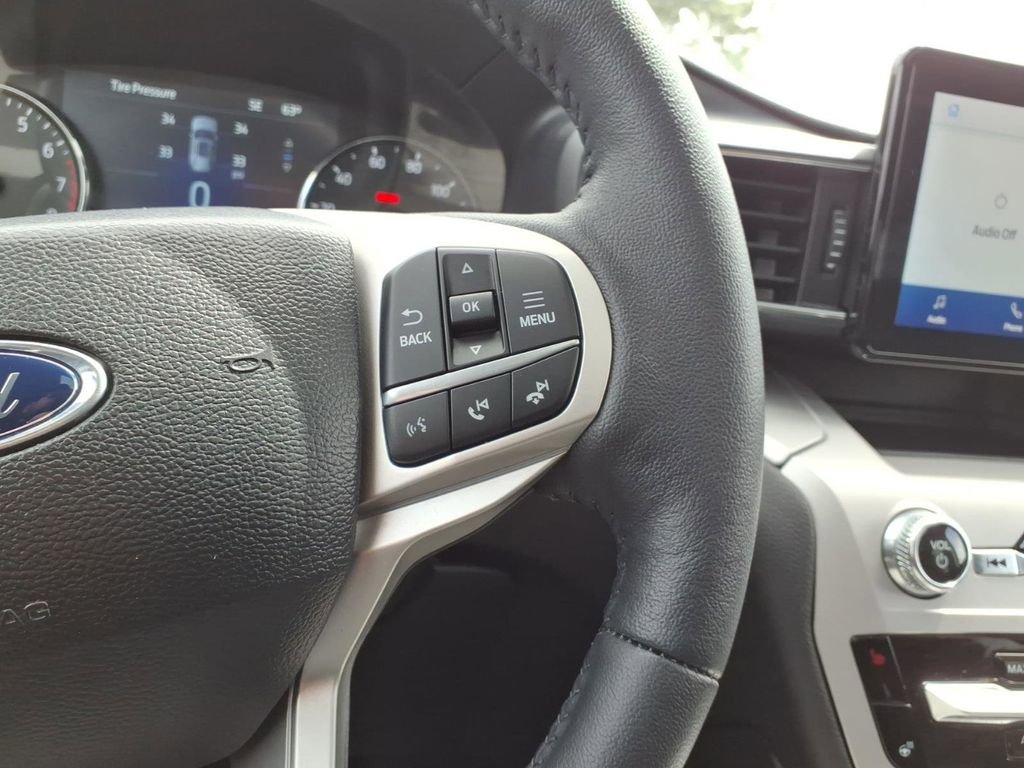 Certified 2024 Ford Explorer XLT w/ Equipment Group 202A AWD/4WD image 21