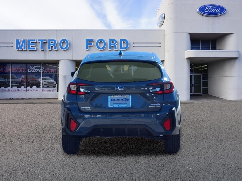 Used 2024 Subaru Crosstrek 2.0i AWD/4WD image 4