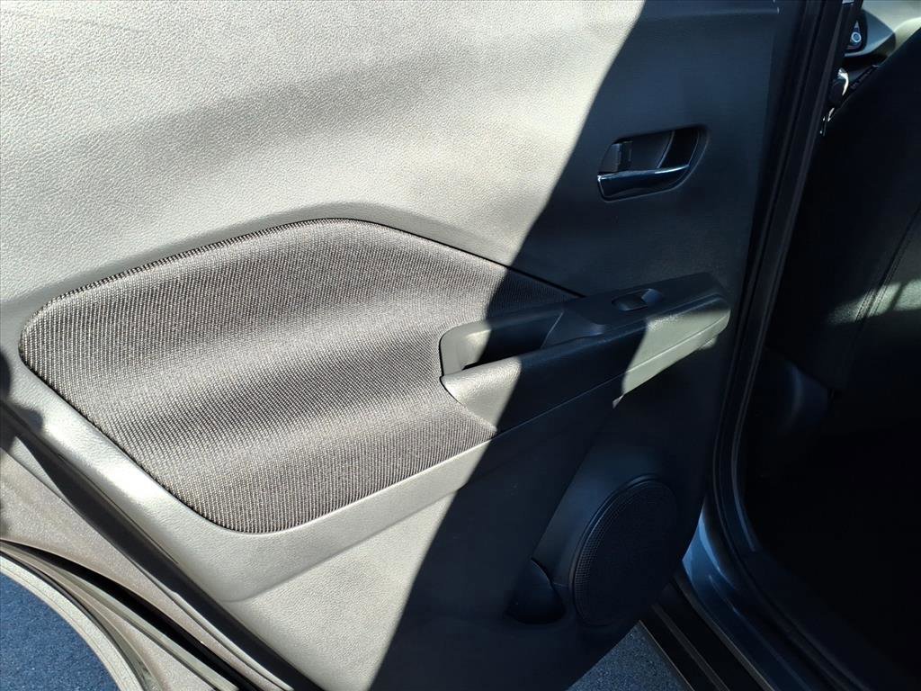 Used 2024 Nissan Kicks SV image 13