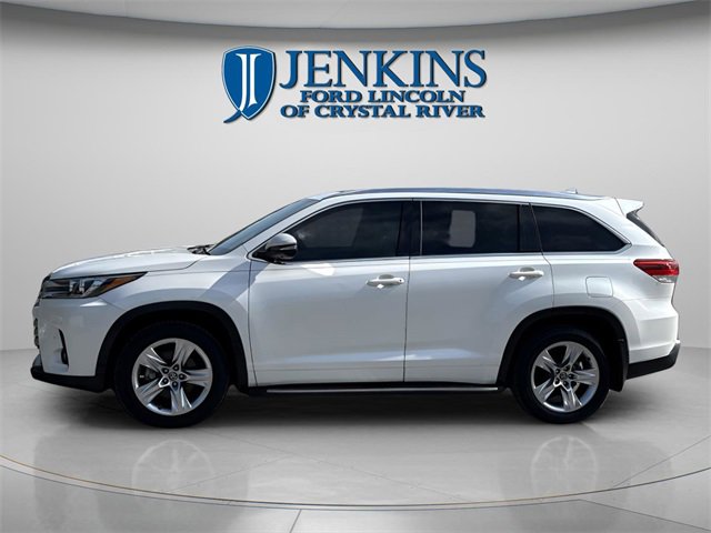 Used 2017 Toyota Highlander Limited image 14