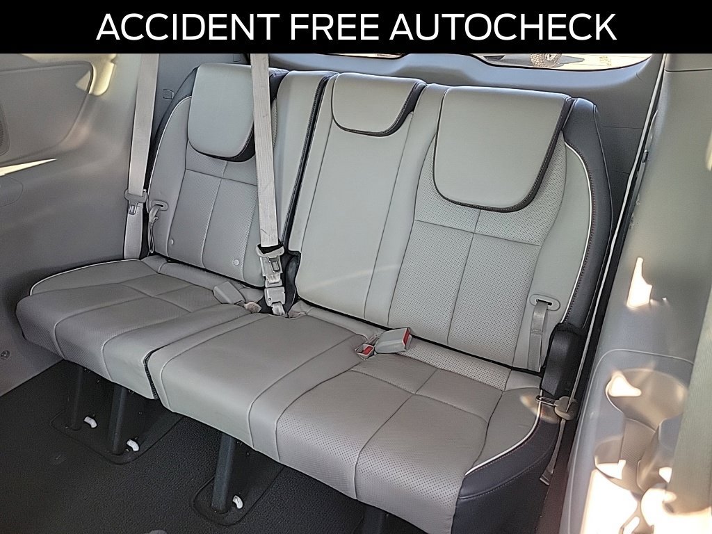 Used 2018 Kia Sedona SX FWD image 12