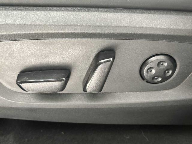 Used 2023 Nissan Pathfinder Platinum AWD/4WD image 34