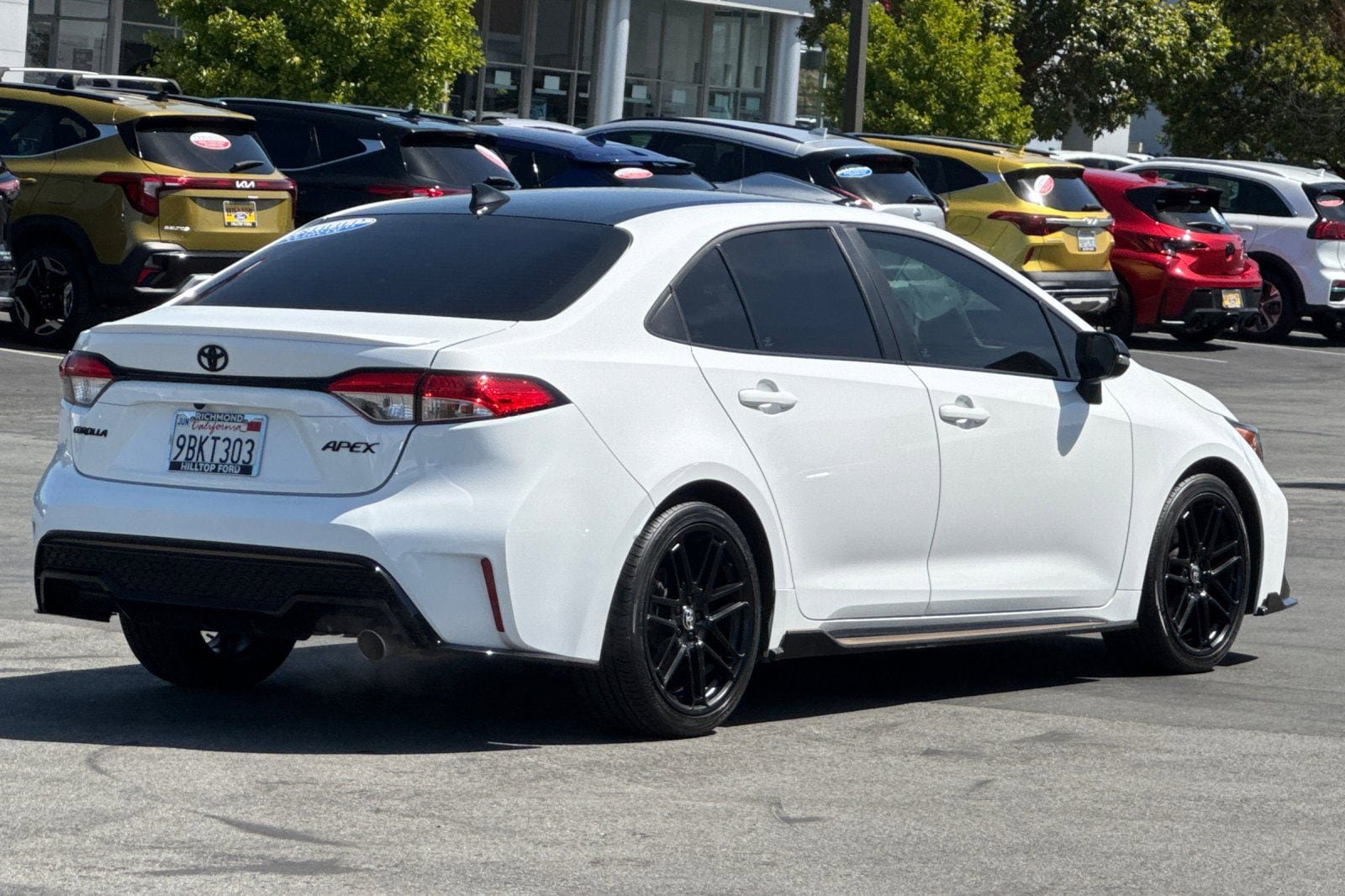 Used 2022 Toyota Corolla SE w/ Carpet Mat Package (TMS) FWD image 5