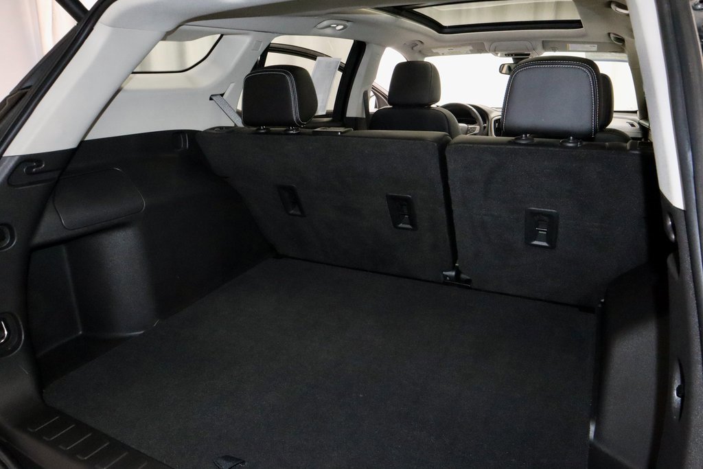 Used 2022 GMC Terrain Denali w/ Denali Premium Package image 13