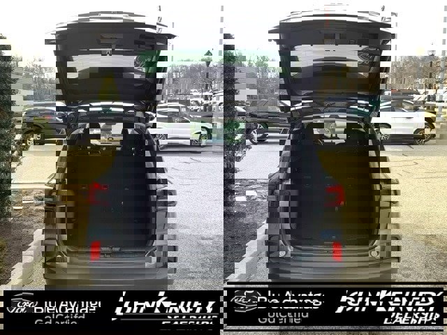 Certified 2025 Ford Escape Active w/ Cold Weather Package image 31