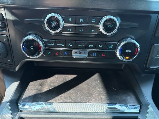 Certified 2024 Ford F250 Lariat w/ FX4 Off-Road Package image 36