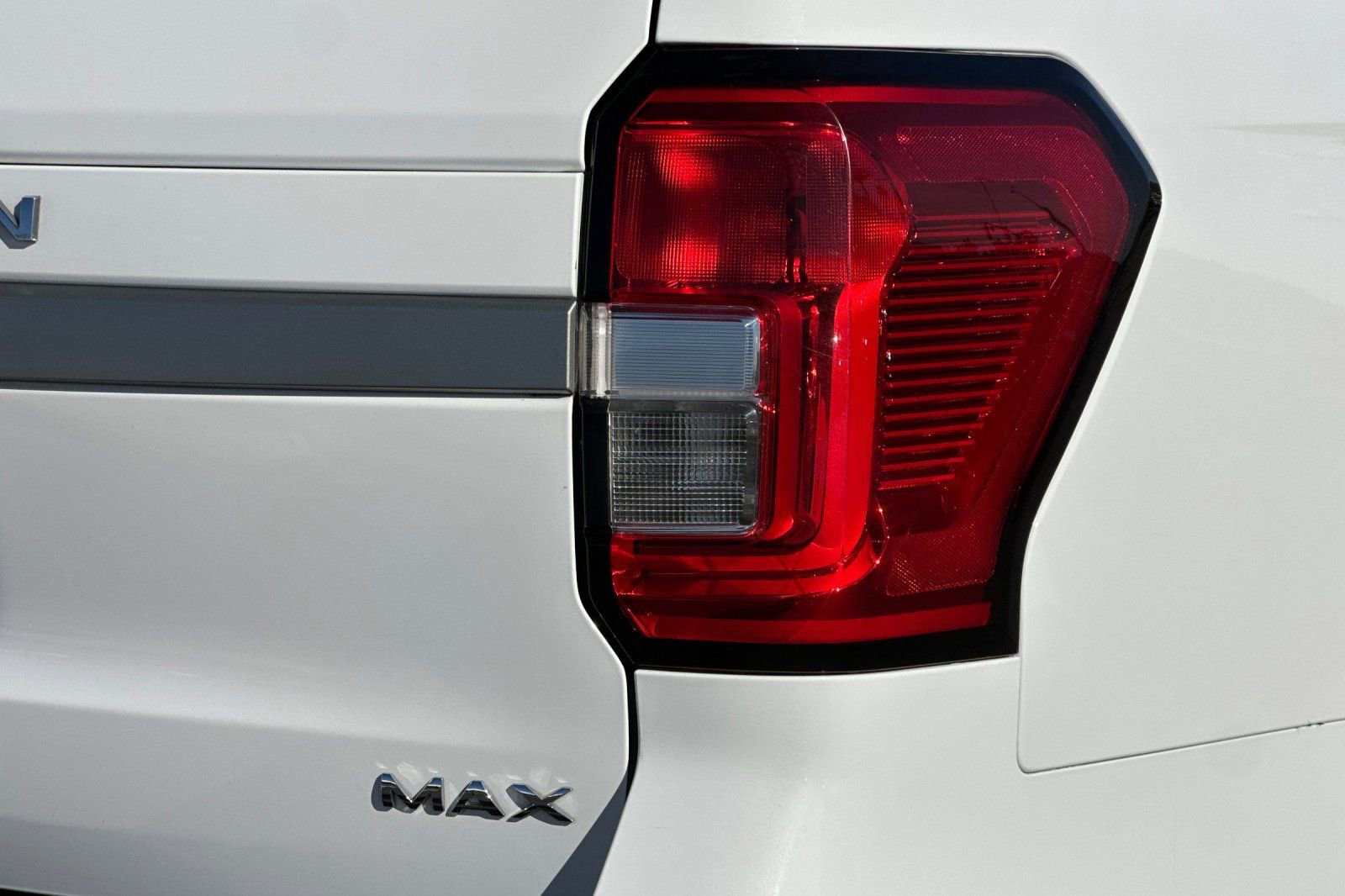 Certified 2024 Ford Expedition Max XLT image 28