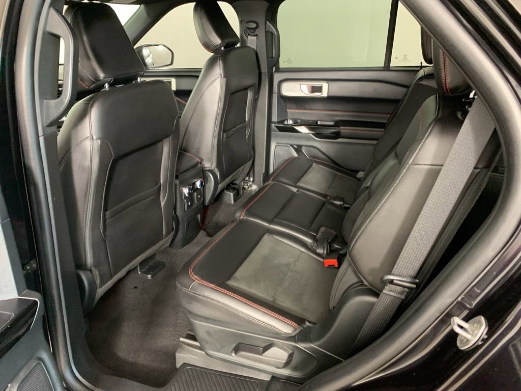 Certified 2023 Ford Explorer ST-Line AWD/4WD image 35