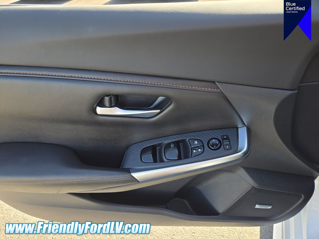 Used 2022 Nissan Sentra SR w/ SR Premium Package FWD image 21