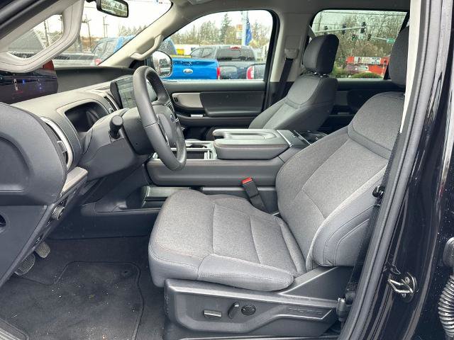 Certified 2025 Ford Expedition Active AWD/4WD image 12