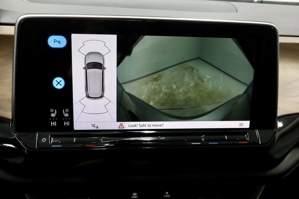 Used 2025 Volkswagen Atlas SE image 9