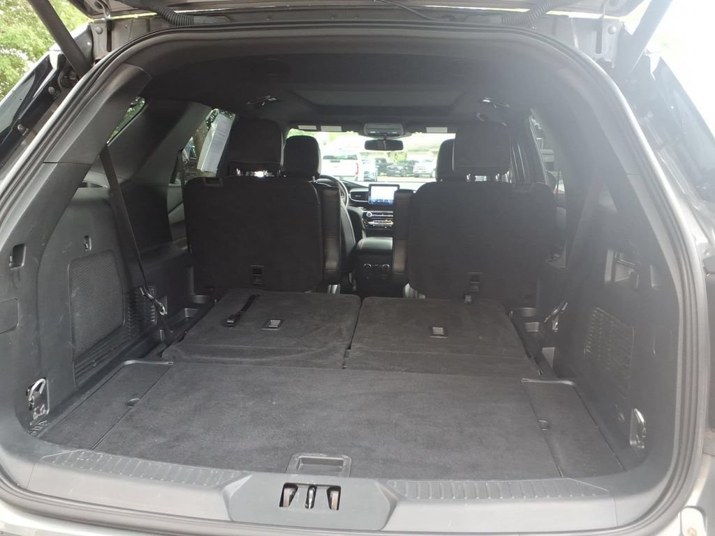 Certified 2024 Ford Explorer ST-Line w/ Class IV Trailer Tow Package AWD/4WD image 14