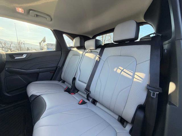 Certified 2025 Ford Escape Platinum w/ Premium Technology Package image 19