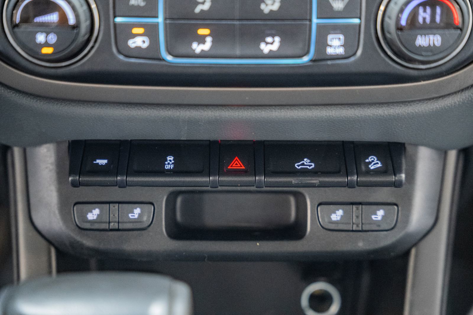 Used 2018 Chevrolet Colorado Z71 image 27