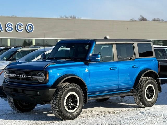 Certified 2024 Ford Bronco Outer Banks w/ Sasquatch Package image 2