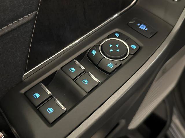 Certified 2024 Ford F250 Lariat w/ Lariat Ultimate Package image 17