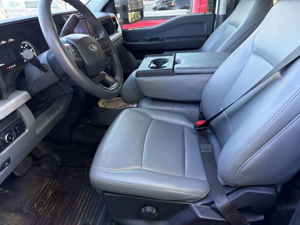 Certified 2024 Ford F250 XL w/ XL Chrome Package AWD/4WD image 6