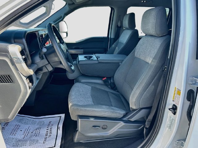 Certified 2025 Ford F250 XLT w/ Snow Plow Prep Package AWD/4WD image 27