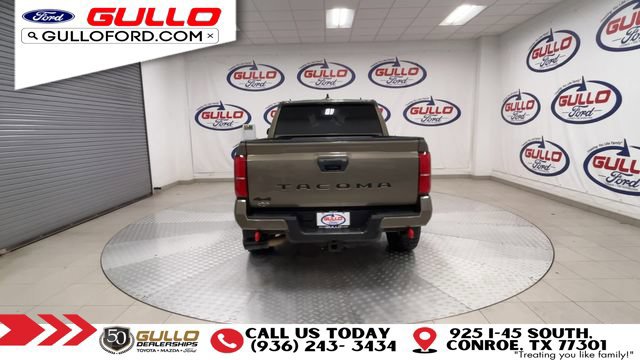 Used 2024 Toyota Tacoma TRD Off-Road AWD/4WD image 7