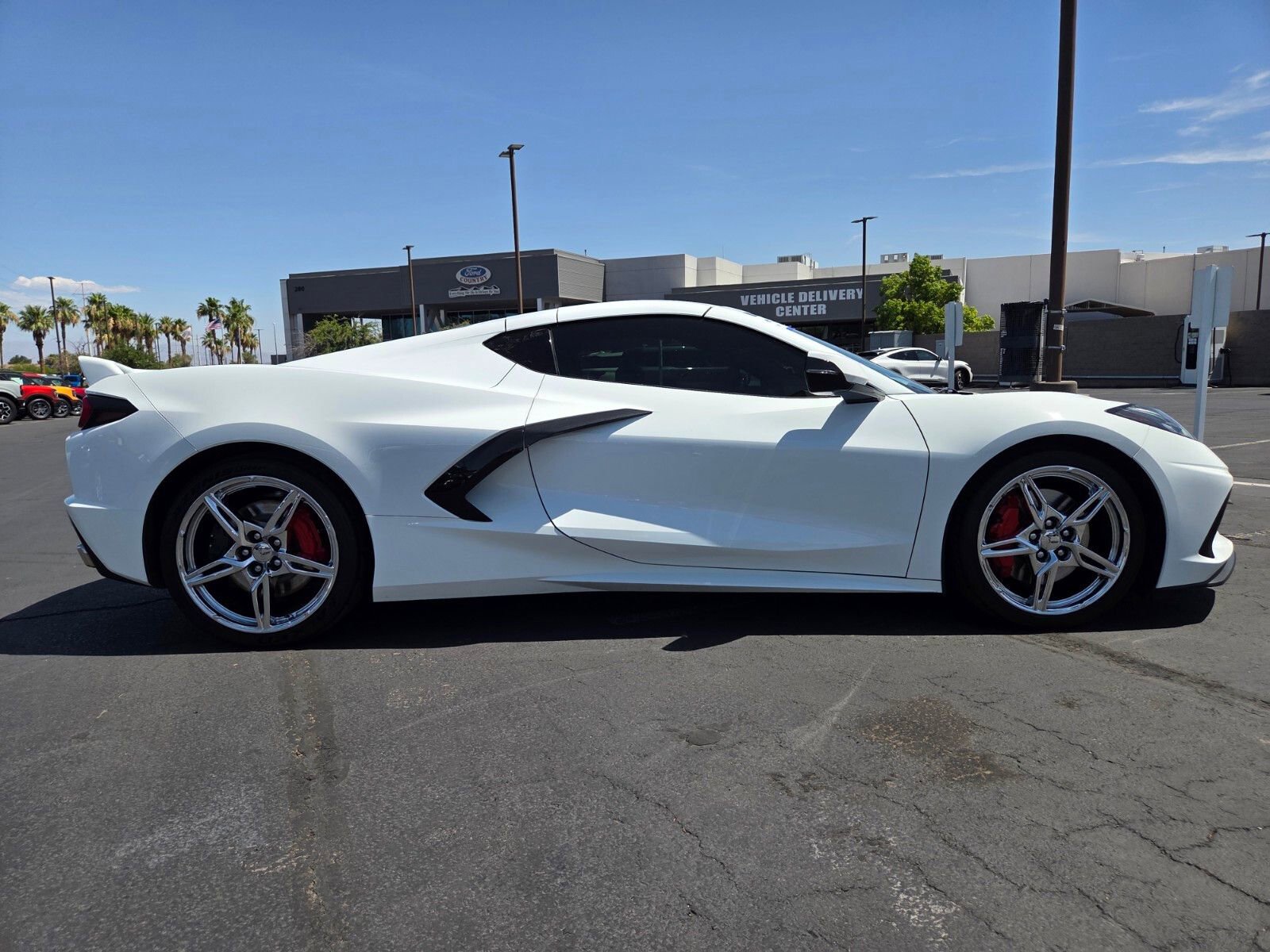 Used 2021 Chevrolet Corvette Stingray Preferred Cpe w/ Z51 Performance Package RWD image 7
