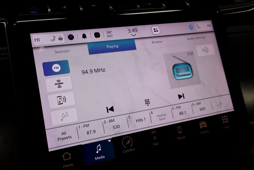 Used 2024 Jeep Grand Cherokee Limited 4xe image 3