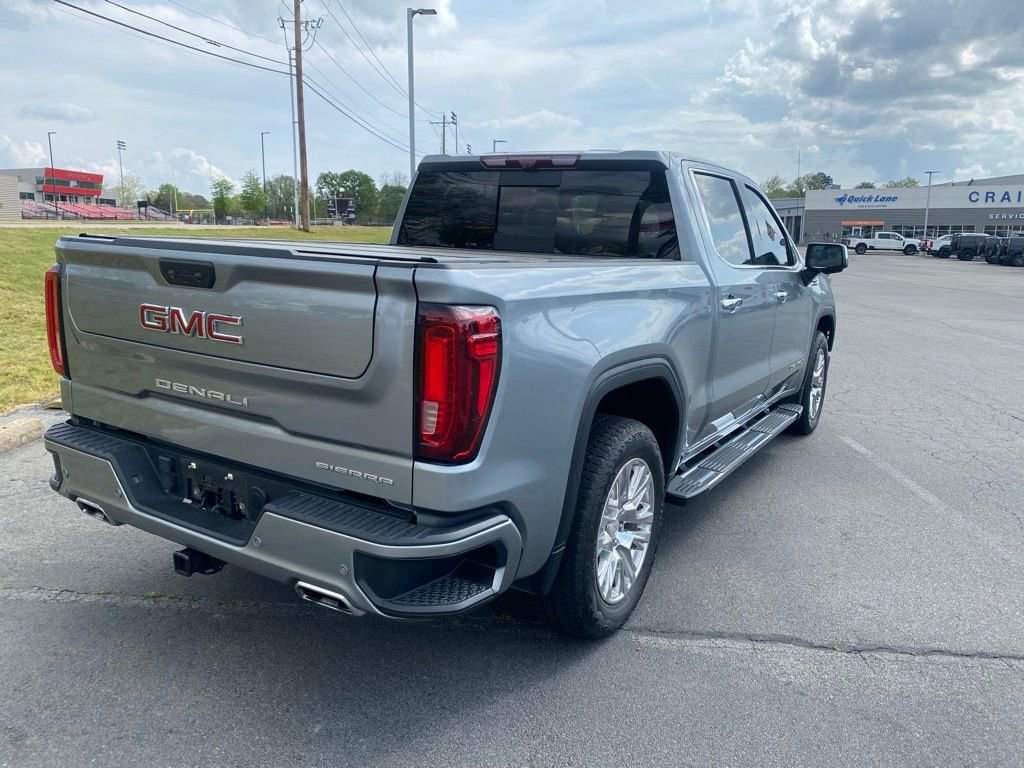 Used 2023 GMC Sierra 1500 Denali w/ Technology Package AWD/4WD image 7