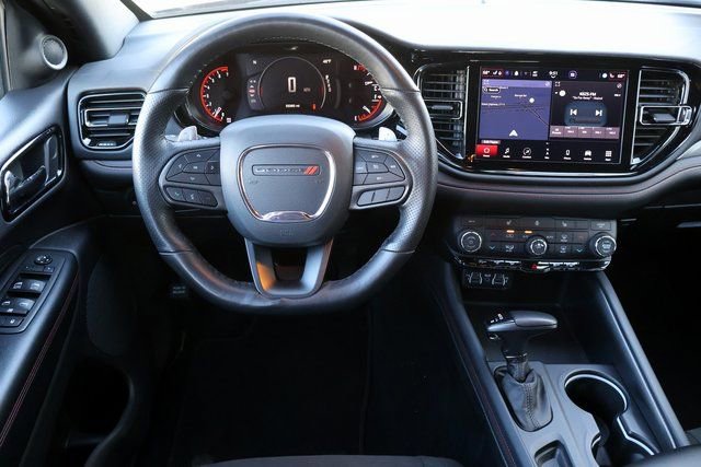Used 2025 Dodge Durango GT image 4