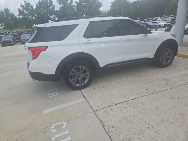 Certified 2024 Ford Explorer XLT w/ Equipment Group 202A AWD/4WD image 20