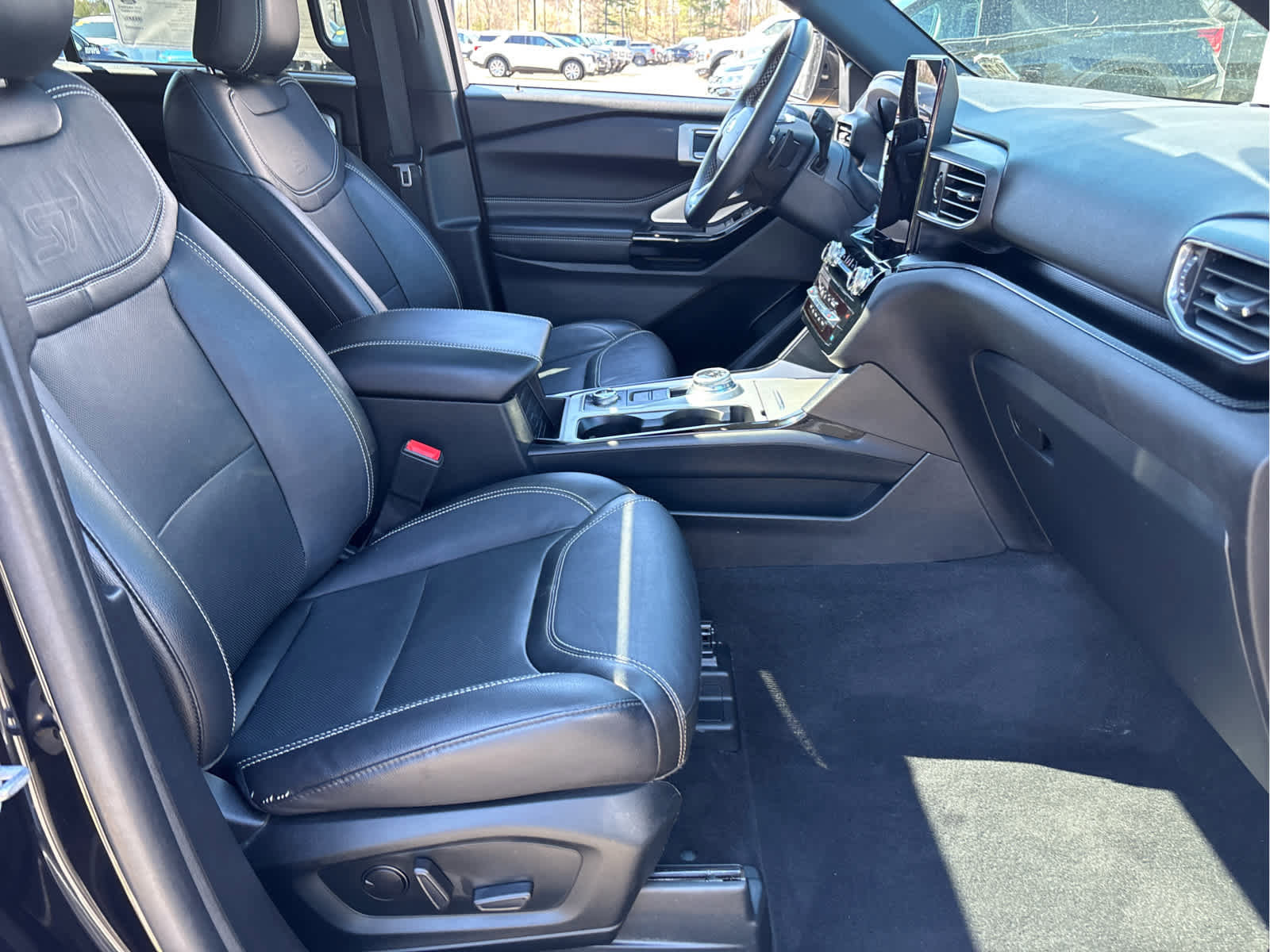 Certified 2022 Ford Explorer ST w/ Equipment Group 401A image 29