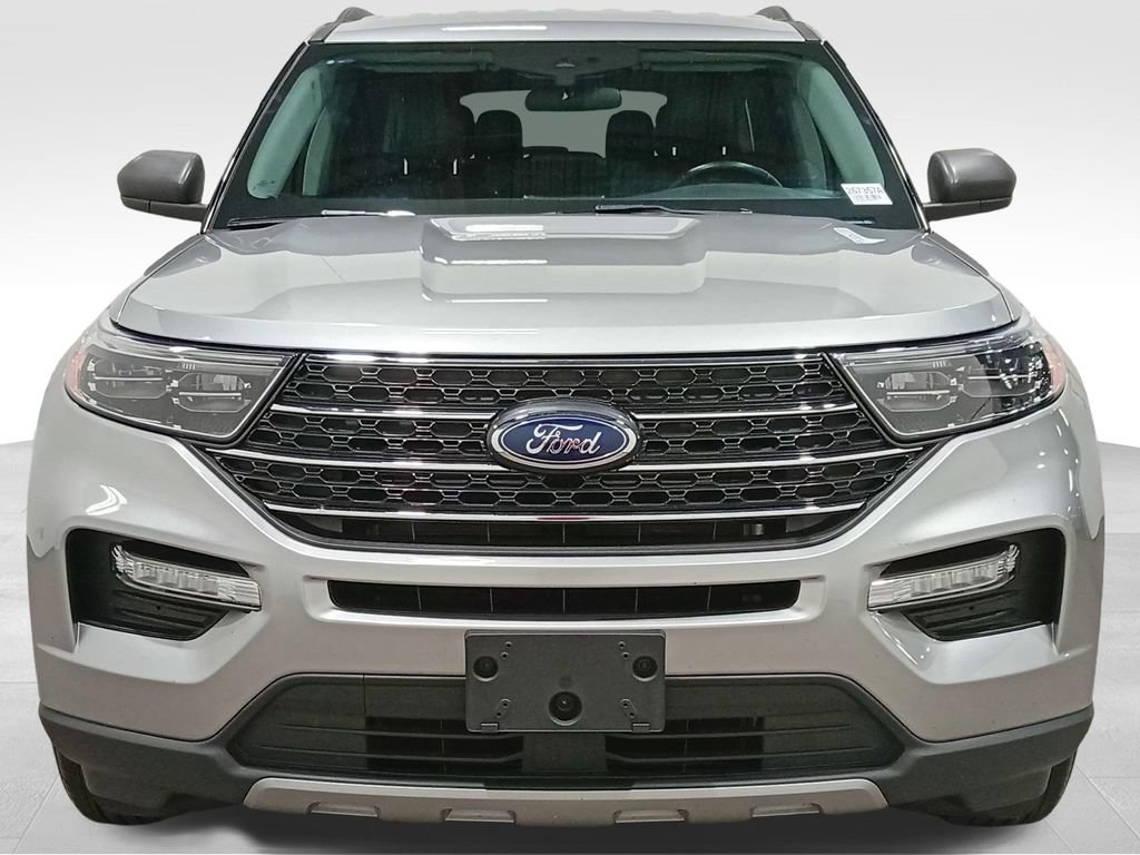 Certified 2023 Ford Explorer XLT w/ Equipment Group 202A AWD/4WD image 10
