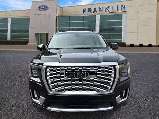 Used 2021 GMC Yukon XL Denali w/ Denali Ultimate Package AWD/4WD image 2