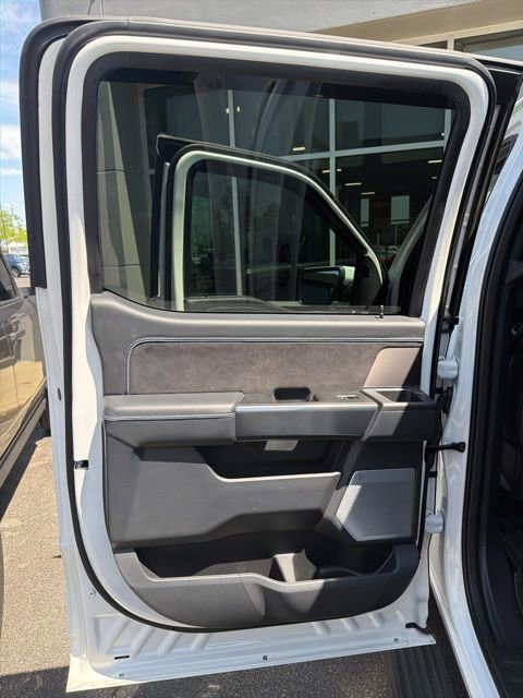 Certified 2024 Ford F150 Platinum w/ Equipment Group 702A High AWD/4WD image 21