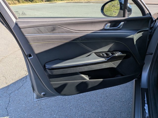 Used 2025 Kia K5 GT image 12