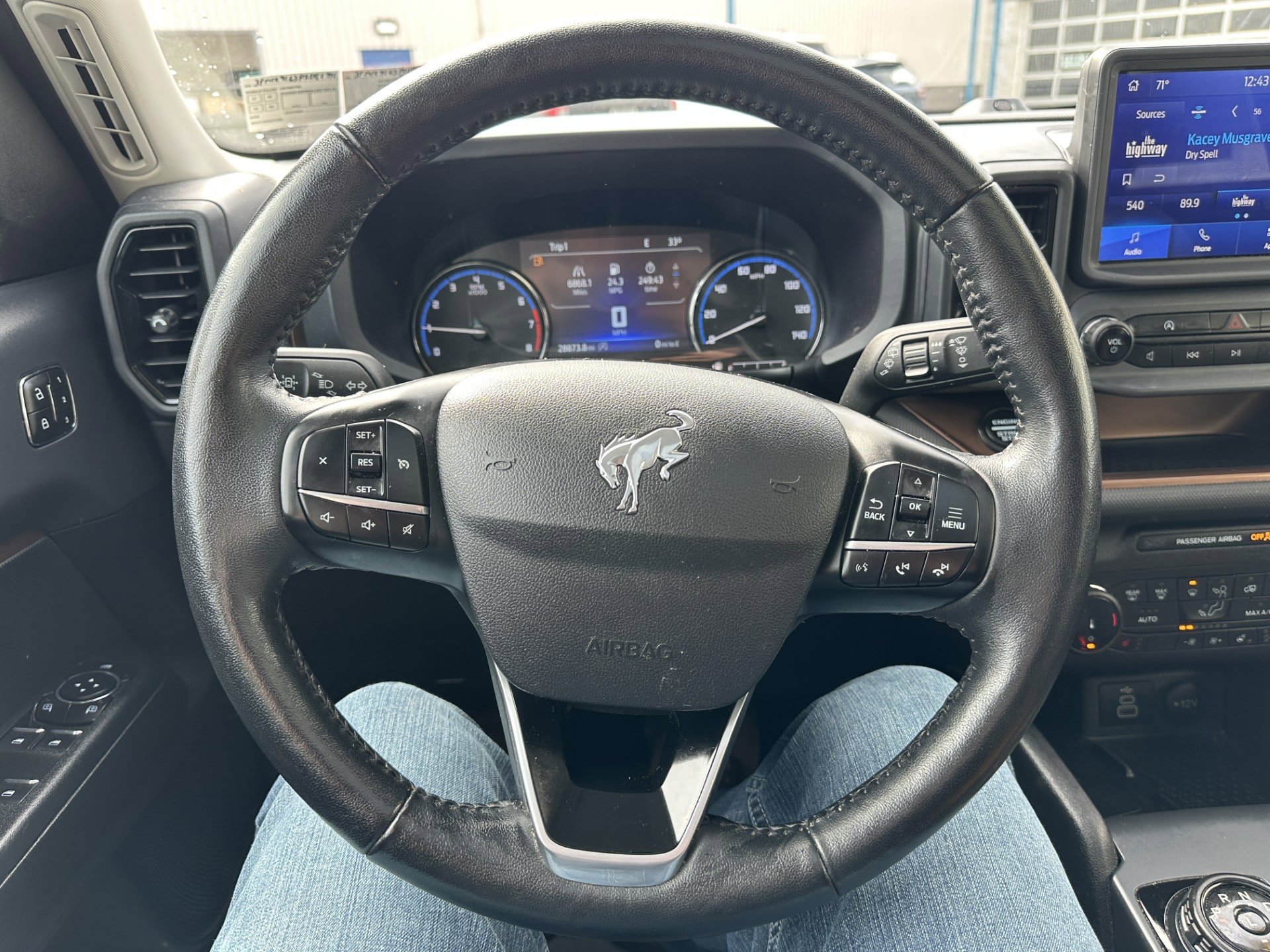 Certified 2023 Ford Bronco Sport Outer Banks w/ Tech Package AWD/4WD image 15