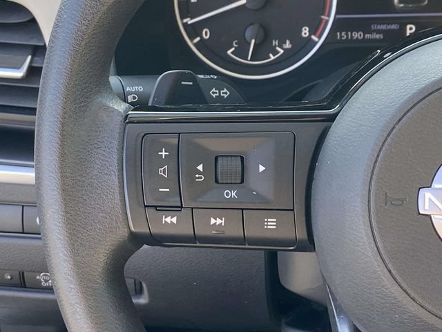 Used 2023 Nissan Rogue SV FWD image 22