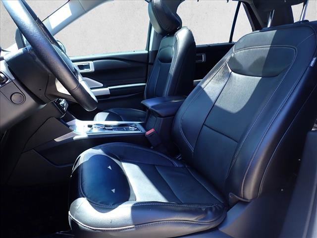 Certified 2023 Ford Explorer Limited w/ Limited Technology Package AWD/4WD image 13
