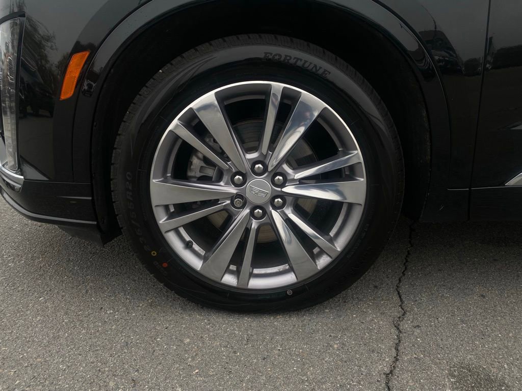 Used 2023 Cadillac XT6 Premium Luxury image 32