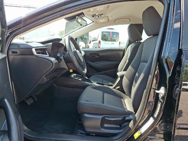 Used 2024 Toyota Corolla LE FWD image 13