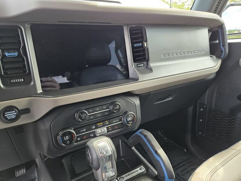 Certified 2024 Ford Bronco Wildtrak AWD/4WD image 22