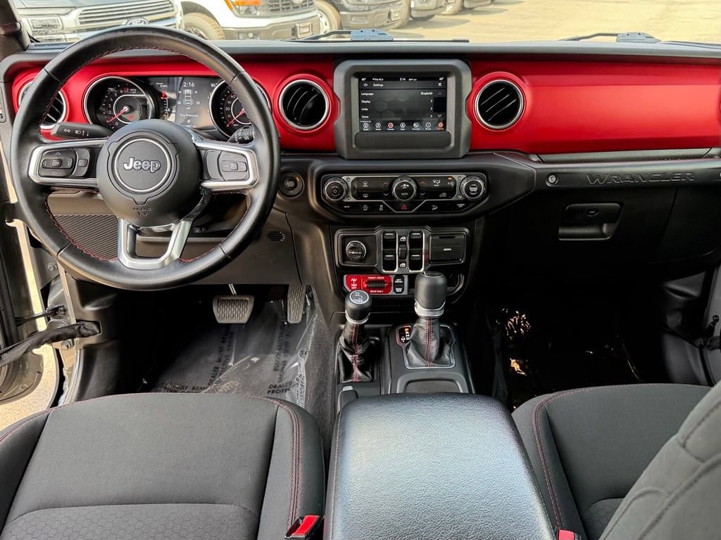 Used 2021 Jeep Wrangler Unlimited Rubicon w/ LED Lighting Group AWD/4WD image 29