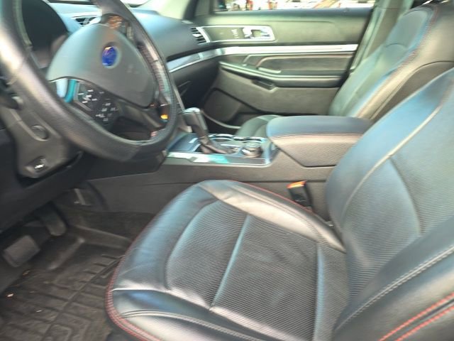Certified 2017 Ford Explorer Sport w/ Equipment Group 401A image 10