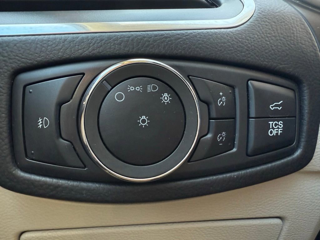 Certified 2023 Ford Edge Titanium w/ Equipment Group 301A image 25