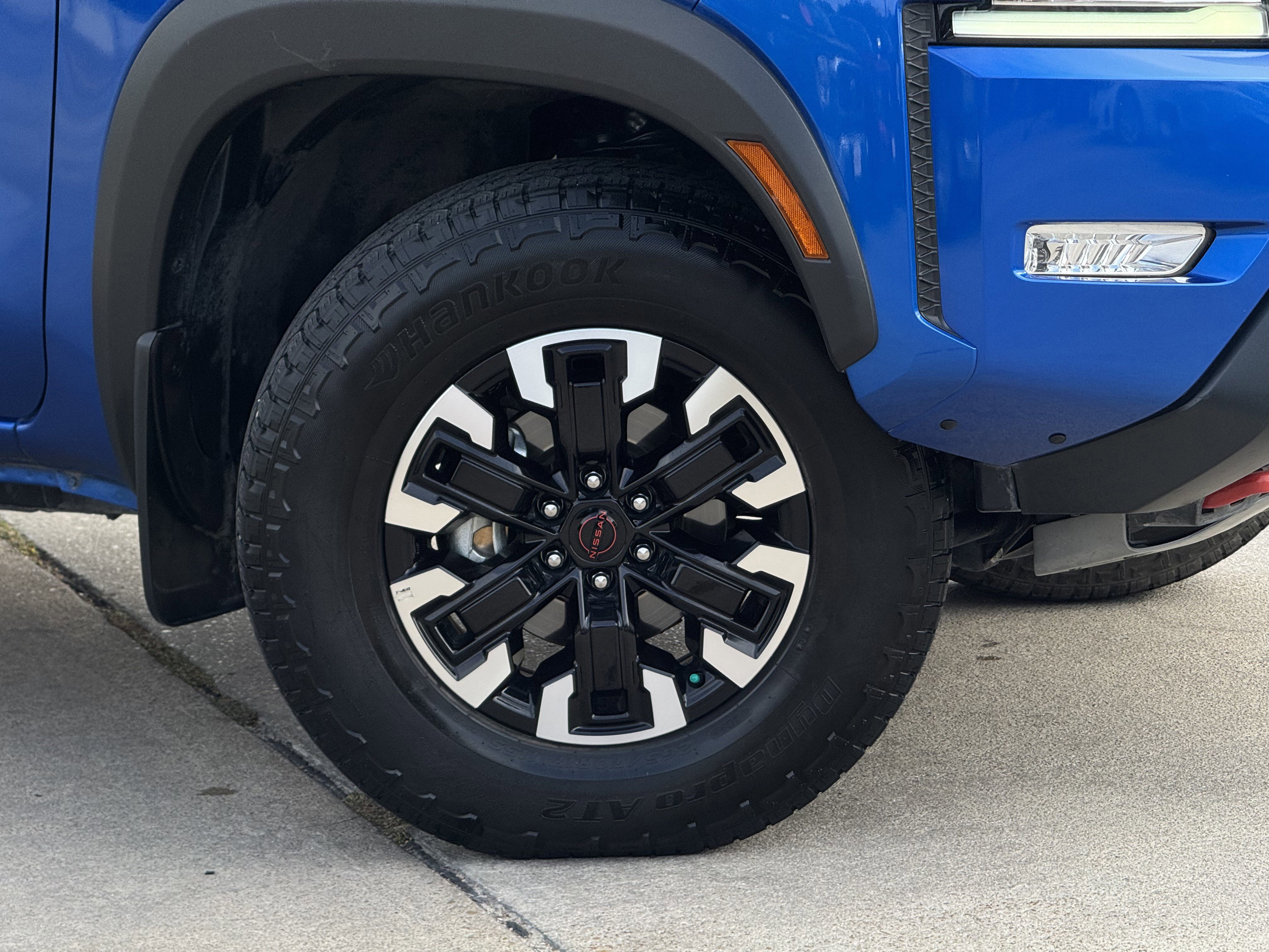 Used 2024 Nissan Frontier PRO-4X w/ Off-Road Protection Package image 9