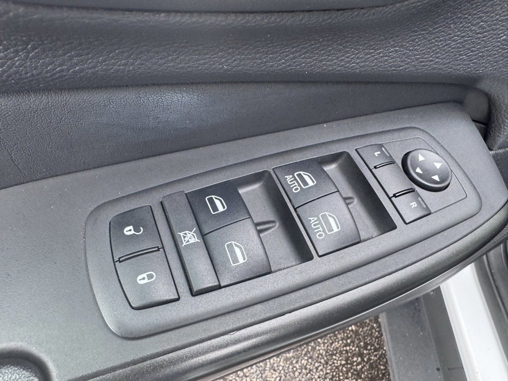 Used 2022 Jeep Cherokee Trailhawk w/ Sound & Nav Group image 28