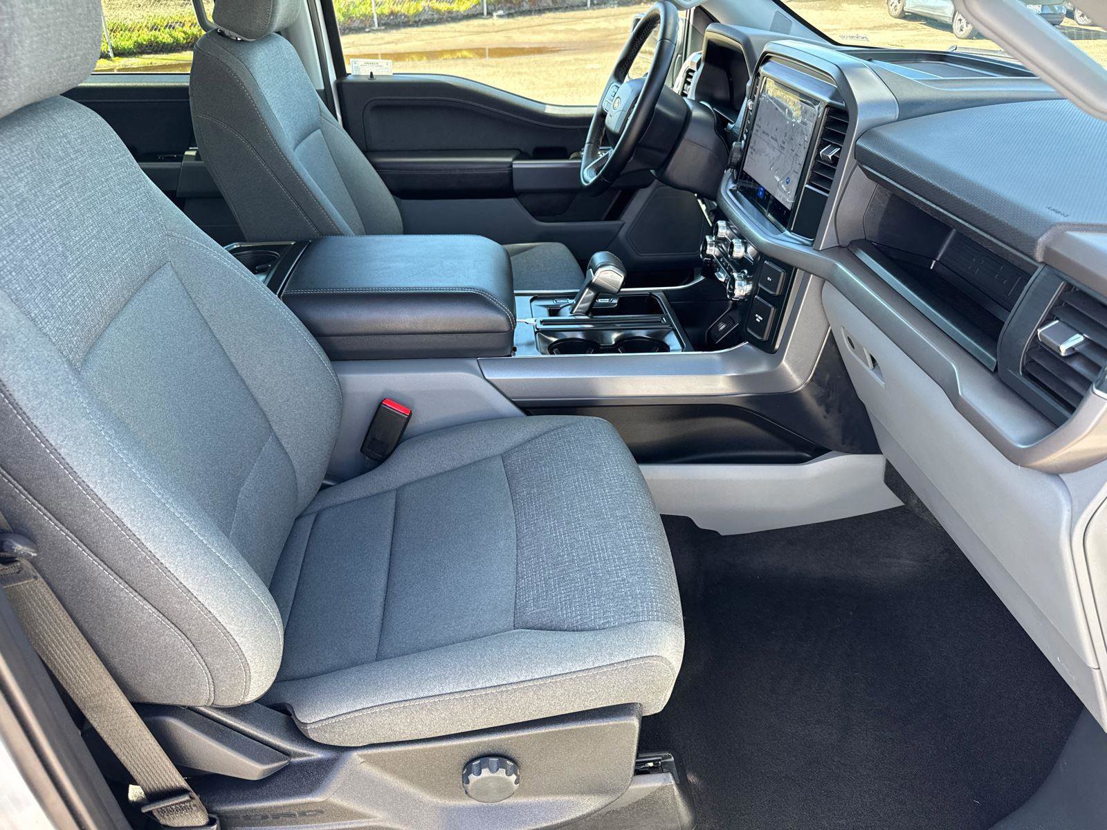 Certified 2025 Ford F150 Lightning XLT image 18