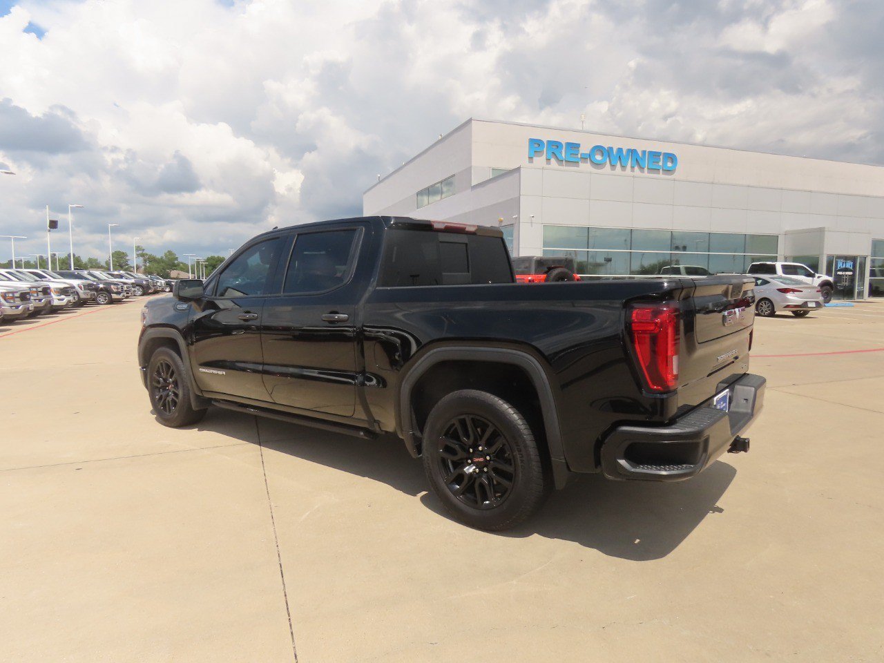 Used 2019 GMC Sierra 1500 SLT RWD image 14