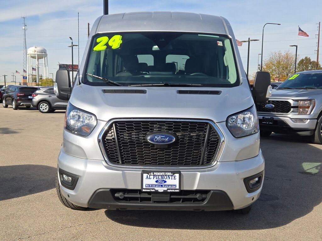 Certified 2025 Ford Transit 350 XLT image 4