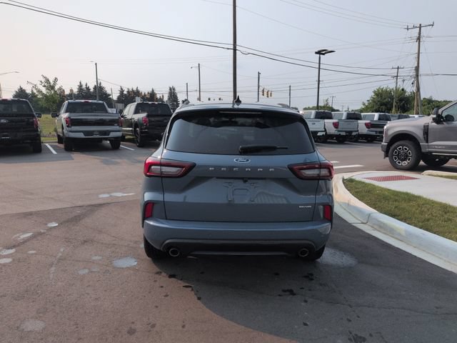 Certified 2024 Ford Escape ST-Line w/ Tech Pack #1 AWD/4WD image 4