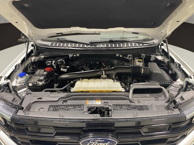 Certified 2025 Ford Expedition Max Platinum w/ Driver's Package AWD/4WD image 27